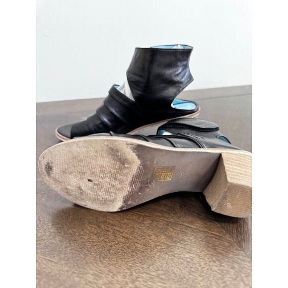 Everybody by BZ Moda black Smooth leather upper with ruching and cut out details - Picture 6 of 6